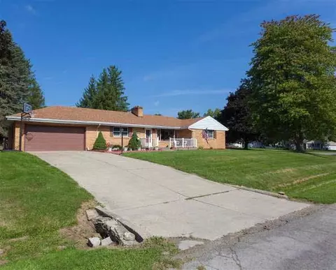 1086 Westfield, Jackson, MI 49203 photo 2