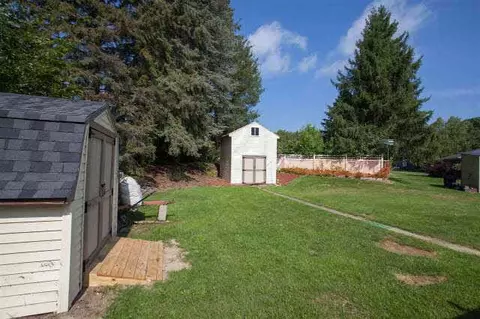 1086 Westfield, Jackson, MI 49203 photo 6