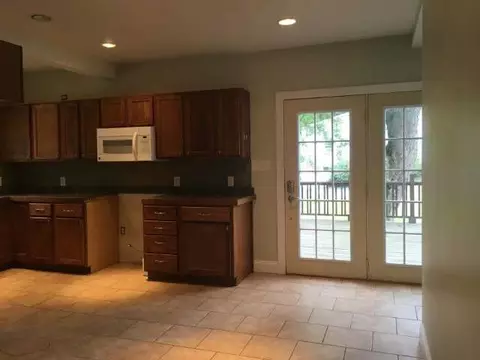 203 Pierce, Jackson, MI 49203 photo 16