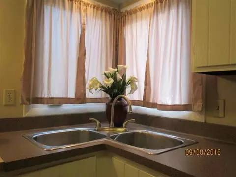811 Union, Jackson, MI 49203 photo 6