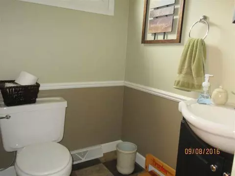 811 Union, Jackson, MI 49203 photo 7