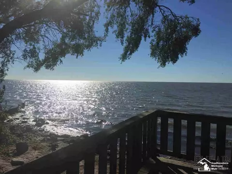 7860 Forestway, Monroe, MI 48161 photo 31