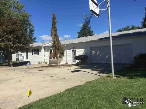 7860 Forestway, Monroe, MI 48161 photo 2