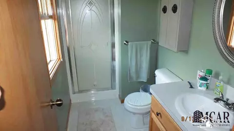 1099 Eagle, Temperance, MI 48182 photo 18