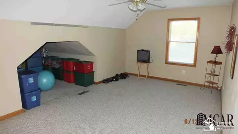 1099 Eagle, Temperance, MI 48182 photo 22