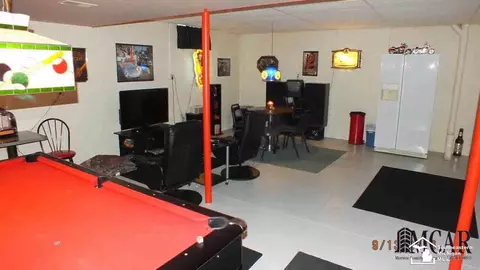 1099 Eagle, Temperance, MI 48182 photo 16