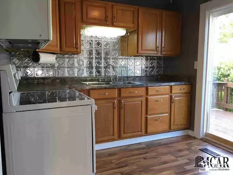 424 Maple, Monroe, MI 48162 photo 3