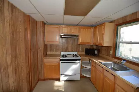 755 Randolph, Jackson, MI 49203 photo 4