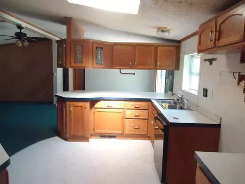 5187 Oak Pt, Jackson, MI 49201 photo 6