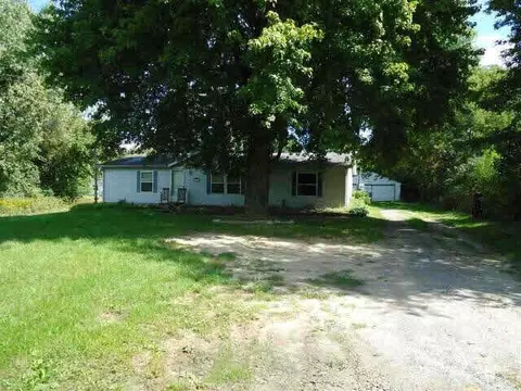 5187 Oak Pt, Jackson, MI 49201 photo 2