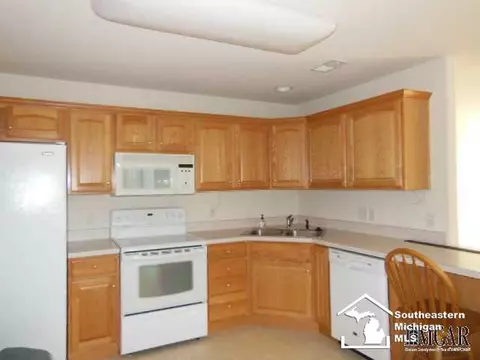 2434 Sutton, Temperance, MI 48182 photo 8