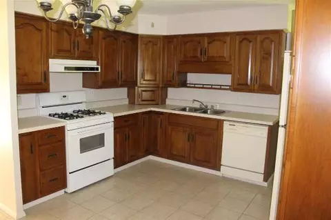 204 Lark, Jackson, MI 49202 photo 3