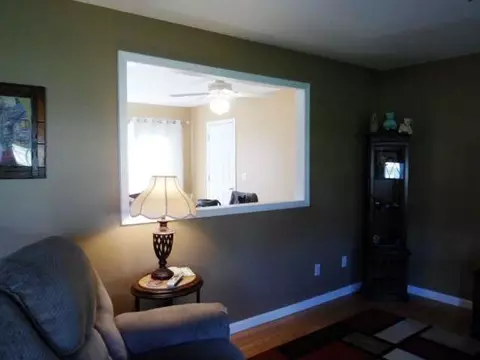 808 Illinois, Tecumseh, MI 49286 photo 16