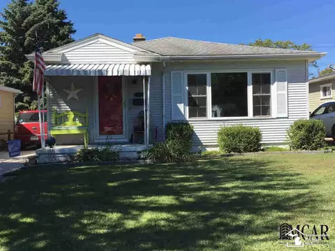 1313 Maple, Monroe, MI 48162 photo 1
