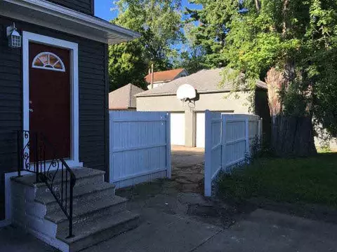 1042 Fourth, Jackson, MI 49203 photo 6