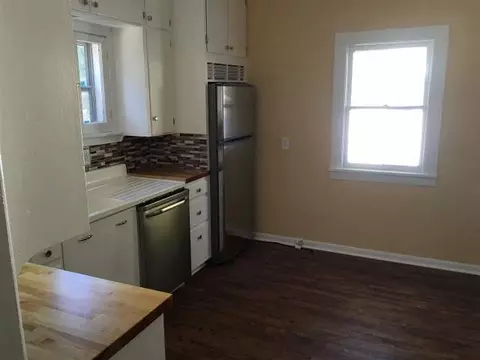 1042 Fourth, Jackson, MI 49203 photo 12