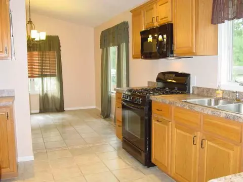 1432 Ambs, Jackson, MI 49201 photo 10