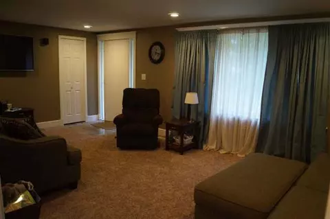 3746 Blackman, Jackson, MI 49201 photo 5