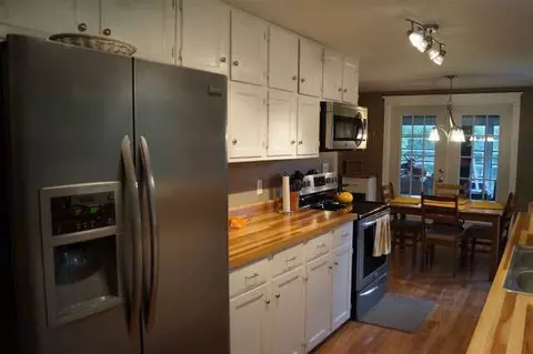 3746 Blackman, Jackson, MI 49201 photo 9