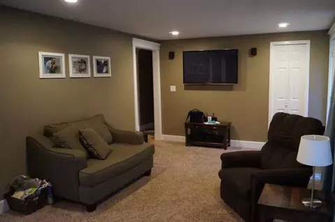 3746 Blackman, Jackson, MI 49201 photo 2