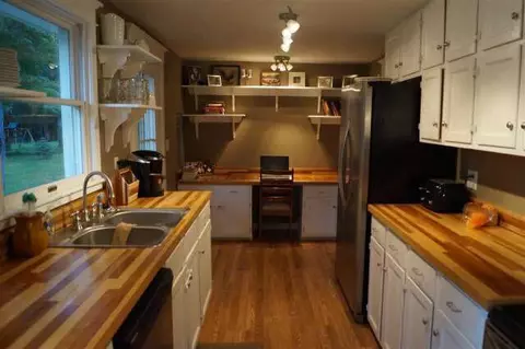 3746 Blackman, Jackson, MI 49201 photo 13