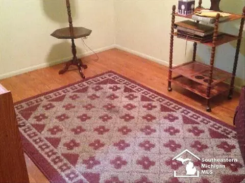 221 Richards, Monroe, MI 48162 photo 9