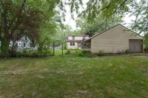 2306 Dover, Jackson, MI 49202 photo 6
