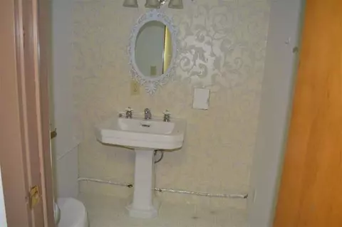 2306 Dover, Jackson, MI 49202 photo 14