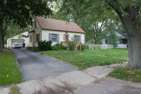 2306 Dover, Jackson, MI 49202 photo 2