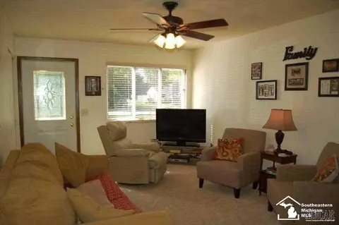 1760 Center, Temperance, MI 48182 photo 11