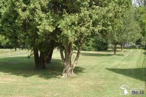 1760 Center, Temperance, MI 48182 photo 4