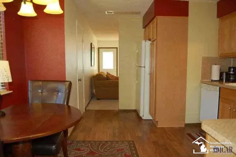 1760 Center, Temperance, MI 48182 photo 16