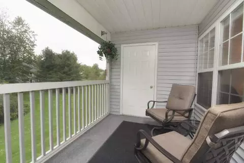 916 Oakbrook, Jackson, MI 49203 photo 20