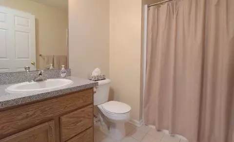 916 Oakbrook, Jackson, MI 49203 photo 14