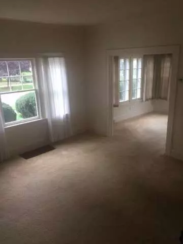 314 S Wisner, Jackson, MI 49203 photo 3