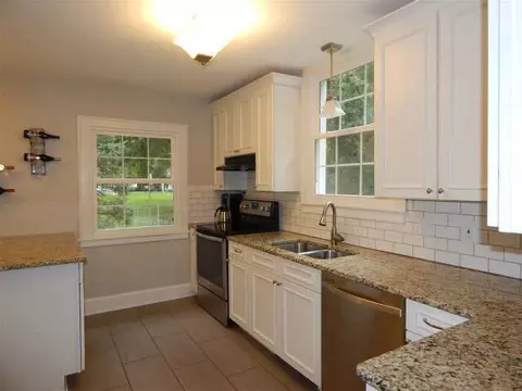 2515 Horton, Jackson, MI 49203 photo 14