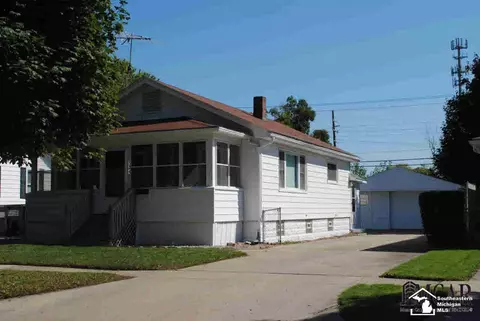 534 Bentley, Monroe, MI 48162 photo 1