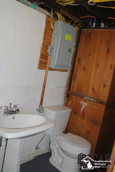 534 Bentley, Monroe, MI 48162 photo 12
