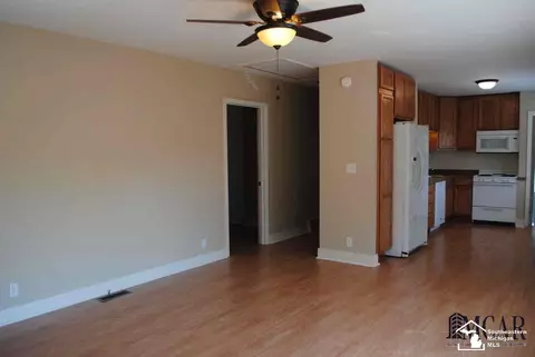534 Bentley, Monroe, MI 48162 photo 4