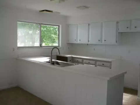 640 Dorbert, Munith, MI 49259 photo 3