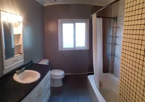 118 N Thompson, Jackson, MI 49202 photo 4