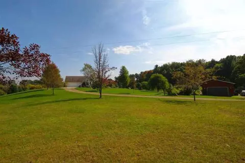 8001 Wellman, Parma, MI 49269 photo 3