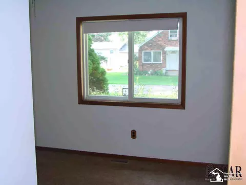 3255 Lakeview, Monroe, MI 48162 photo 9