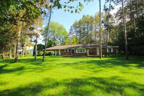 3020 Warwick, Jackson, MI 49203 photo 4