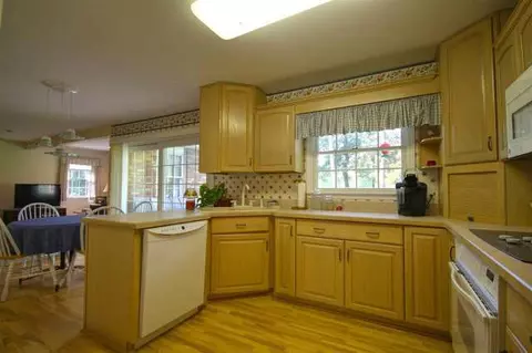3020 Warwick, Jackson, MI 49203 photo 19