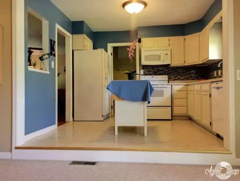1508 Strathmoor, Jackson, MI 49203 photo 17