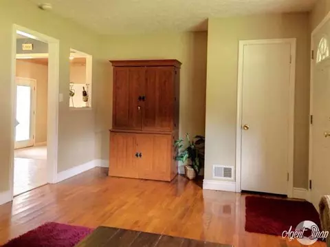 1508 Strathmoor, Jackson, MI 49203 photo 10