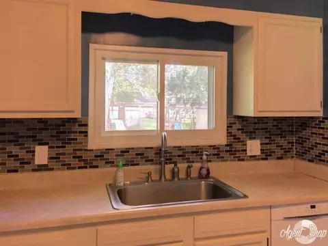 1508 Strathmoor, Jackson, MI 49203 photo 18