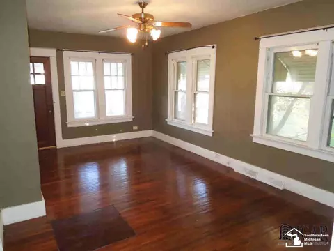 8237 Lewis, Temperance, MI 48182 photo 4