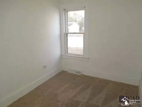 8237 Lewis, Temperance, MI 48182 photo 9